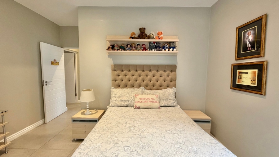 4 Bedroom Property for Sale in Croydon Gardens Estate Western Cape